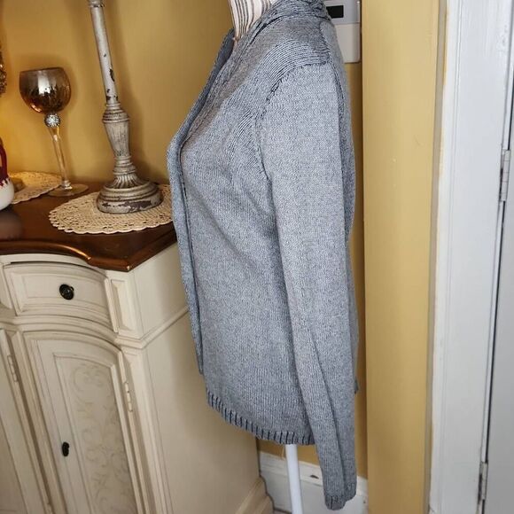 Liz Claiborne gray sweater women's size M - Picture 3 of 5